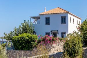 Spetses luxury villa