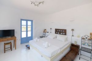 Paros  Villas