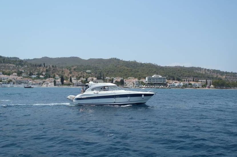 private yacht charter spetses